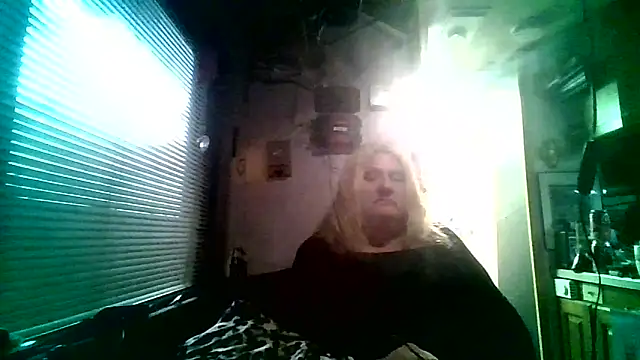 jessicalove99 online show from December 20, 6:01 pm