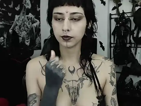 dakota krall   online show from June 18, 2:46 am