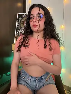 Antoniart  online show from October 3, 3:55 am