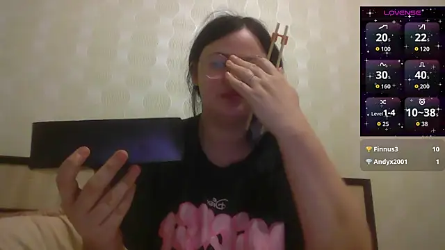 German Eva online show from November 2, 5:05 pm