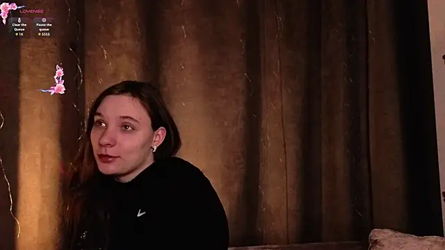 NaokoStifel online show from February 25, 1:15 am