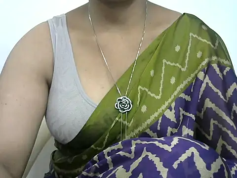 rashmika reddy online show from December 3, 4:48 am