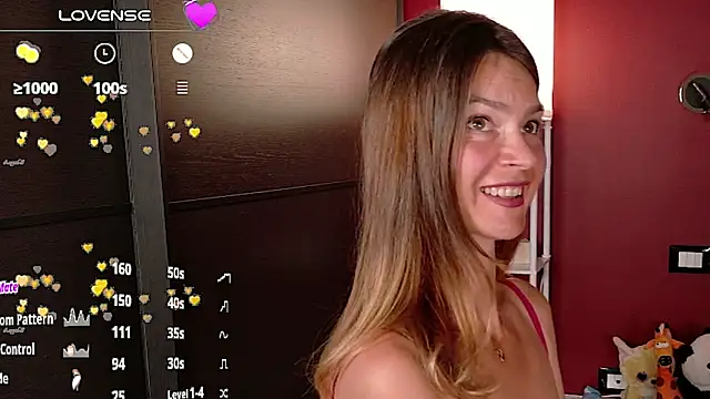 sexy blondegirl online show from June 9, 1:32 pm
