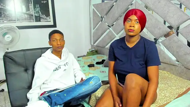 EvaxEmma online show from November 7, 2:00 pm