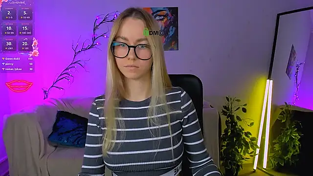 Snapshot of mary_mooore chatting on October 13, 7:16 pm mary mooore online show from October 13, 7:16 pm
