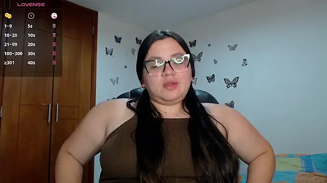 Snapshot of Sarahros1 chatting on September 25, 4:22 am Sarahros1 online show from September 25, 4:22 am