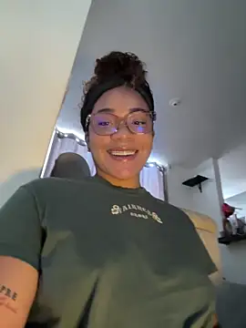 ashley Tompson1 online show from April 20, 8:23 pm