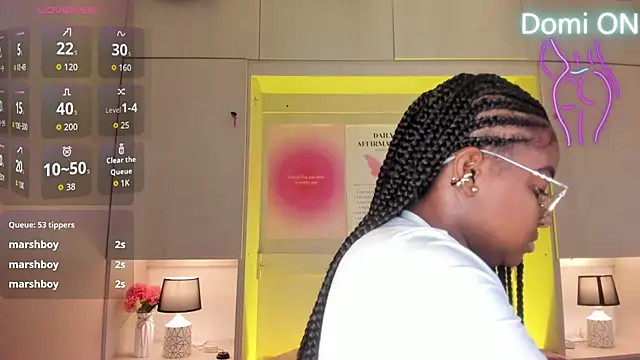 tamaraa smiith online show from February 21, 7:36 pm