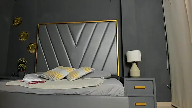 BrendaAdams  online show from November 9, 10:55 am