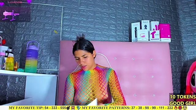 AriannaLewiis online show from September 26, 7:44 pm