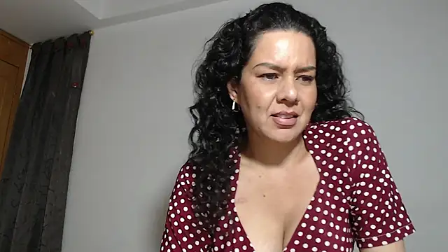 Sharickleon11 online show from September 19, 12:53 am