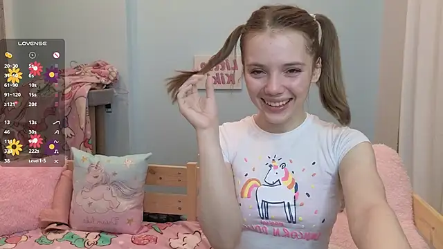 PrincessLittleKiki online show from October 14, 7:11 am