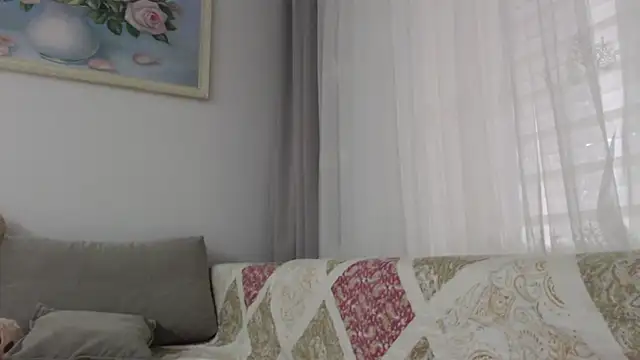  JustmeHere  online show from November 20, 8:59 am