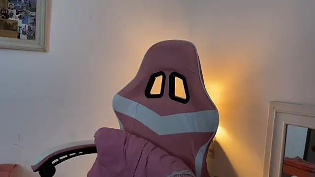 SweetPaige  online show from December 2, 5:37 pm