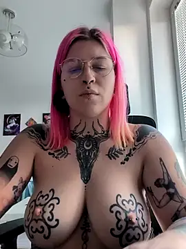 divine eve online show from September 17, 2:59 pm