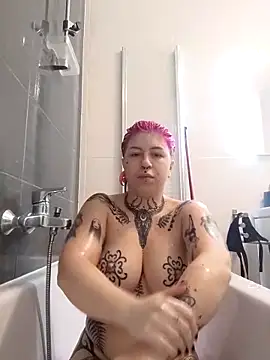 divine eve online show from October 3, 2:55 pm