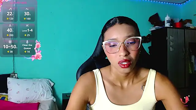 sensitive brunette online show from June 8, 11:59 pm