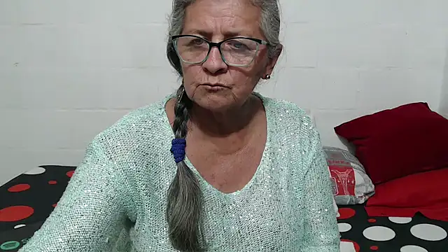 candy mature  online show from November 30, 2:05 am