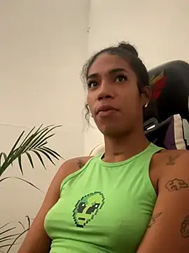 turabbitxx online show from September 19, 3:33 pm