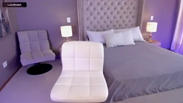 vangie  online show from October 30, 3:02 pm