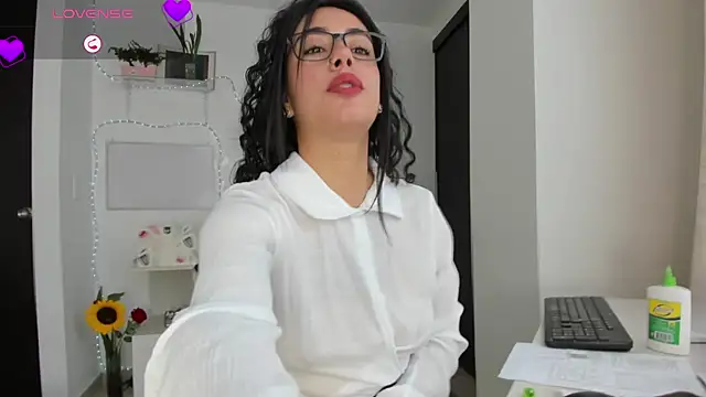 susana monroy online show from May 5, 7:17 pm