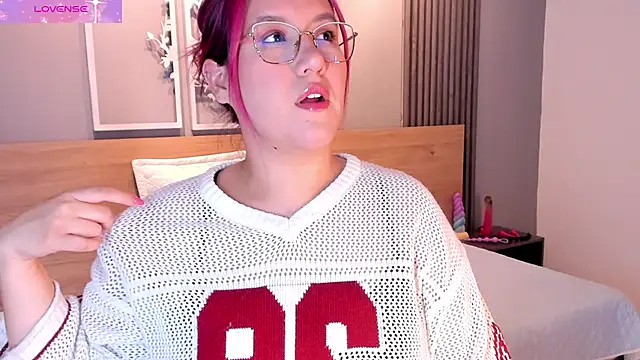 sweet--emily online show from December 16, 3:56 am