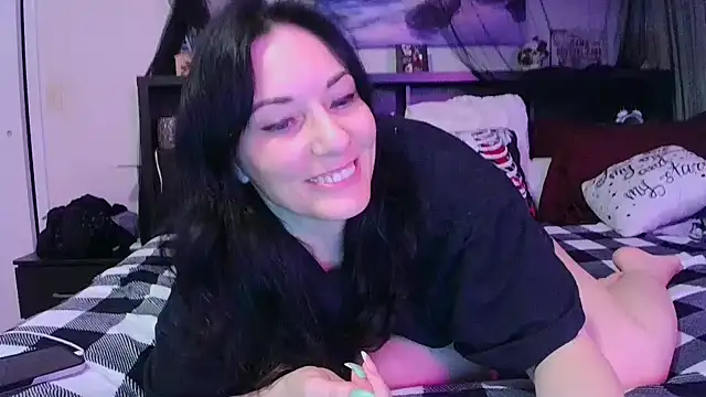 CrystalLakeXO online show from January 15, 7:58 am