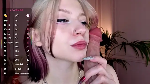 arielabradberry online show from November 20, 1:45 pm