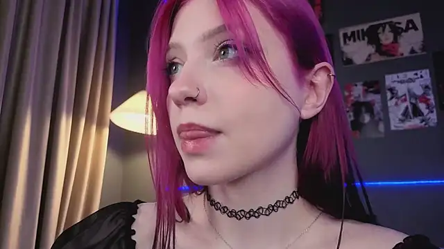 arielabradberry online show from April 5, 2:05 pm