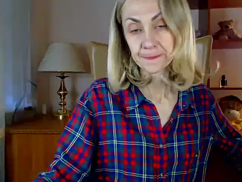 Tanya6547 online show from November 5, 9:25 am