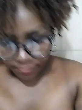 Snapshot of kaorysquirt chatting on October 11, 1:43 am kaorysquirt online show from October 11, 1:43 am