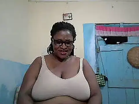 sexy bigboobss online show from November 17, 6:19 pm