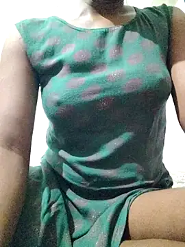 rituporna2004 online show from September 24, 4:39 pm