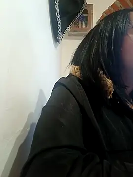 lia mariana online show from February 24, 3:49 am