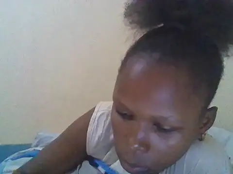 Snapshot of CharlotteDee chatting on September 24, 6:18 pm CharlotteDee online show from September 24, 6:18 pm