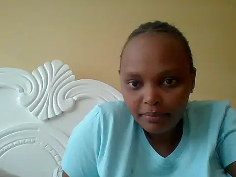 Snapshot of Sexxy-Shie chatting on September 12, 8:01 am Sexxy-Shie online show from September 12, 8:01 am