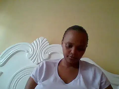 Snapshot of Sexxy-Shie chatting on October 7, 8:30 am Sexxy-Shie online show from October 7, 8:30 am