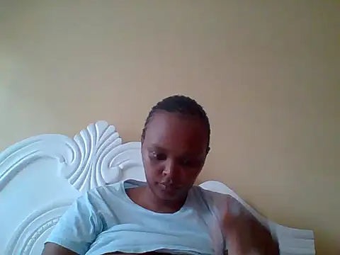Snapshot of Sexxy-Shie chatting on October 4, 7:47 am Sexxy-Shie online show from October 4, 7:47 am