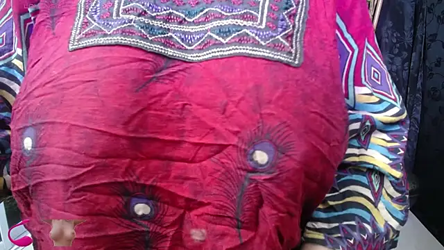 Snapshot of kalpanaaishaa chatting on September 13, 10:23 am kalpanaaishaa online show from September 13, 10:23 am