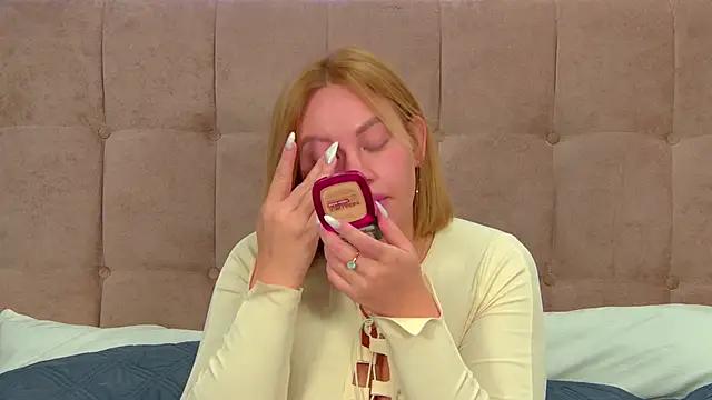 MariaNeumann online show from September 18, 6:34 am