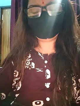 Aishwaryaa 69 online show from October 3, 11:48 am