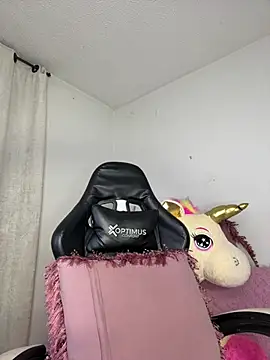 Miaa love6969 online show from April 3, 12:08 am