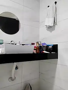 melissa 35  online show from September 30, 8:24 pm