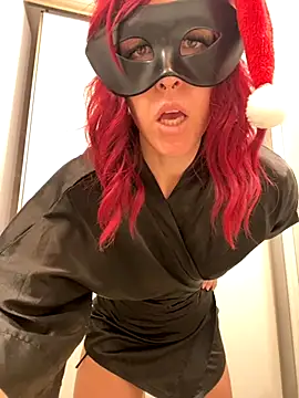 mrs  unknown online show from December 13, 10:05 pm