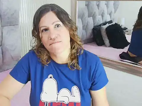 charlotte  G online show from September 28, 11:59 am