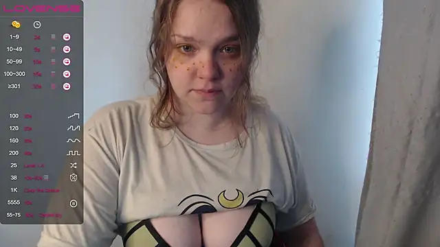 Snapshot of darling_tony chatting on September 19, 12:04 pm darling tony online show from September 19, 12:04 pm