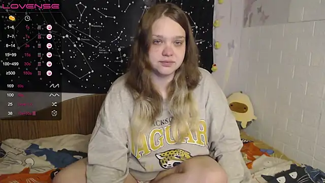 Snapshot of darling_tony chatting on October 14, 4:42 pm darling tony online show from October 14, 4:42 pm