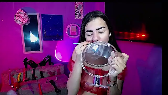 IsisRouse online show from October 24, 3:57 am