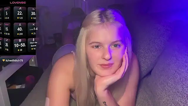 Allylove03 online show from December 19, 4:37 am