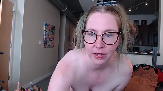 littlelustlamb online show from September 29, 8:14 pm